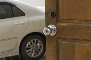 24 hour locksmith for home car and business